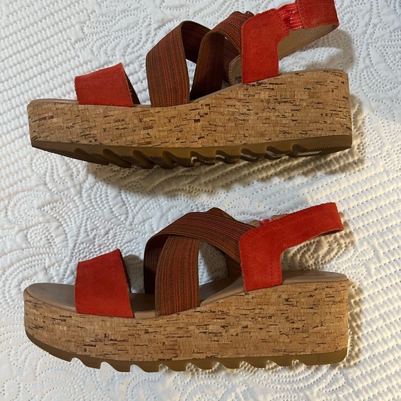 SOREL CAMERON SLINGBACK flatform SUEDE SANDAL size 10 - Picture 3 of 7